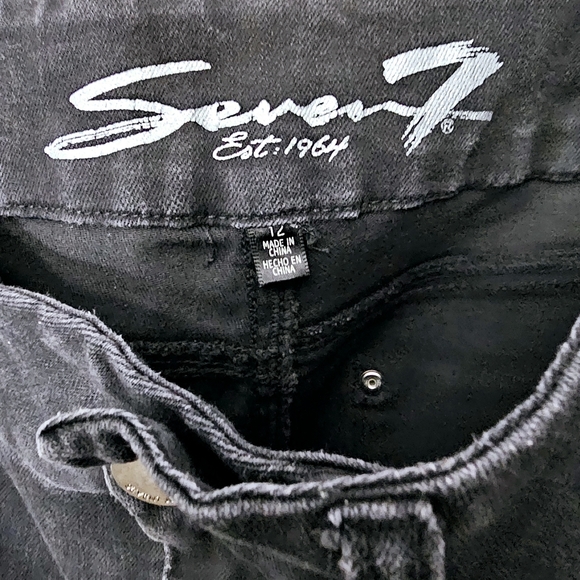 SEVEN7 TUMMYLESS SKINNY JEANS - Picture 8 of 16